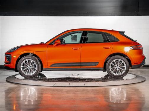 2024 Porsche Macan Base