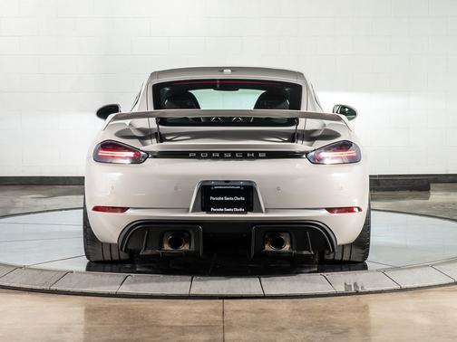 2023 Porsche 718 Cayman GT4