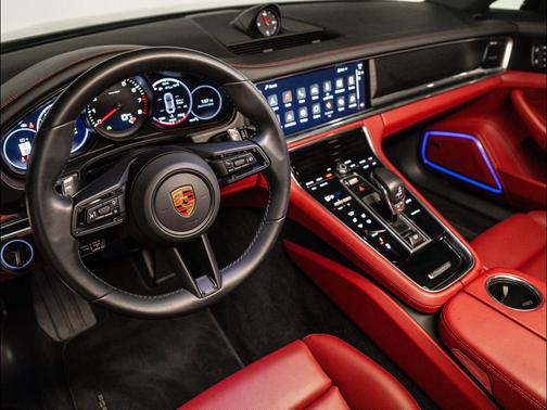 2023 Porsche Panamera Platinum Edition