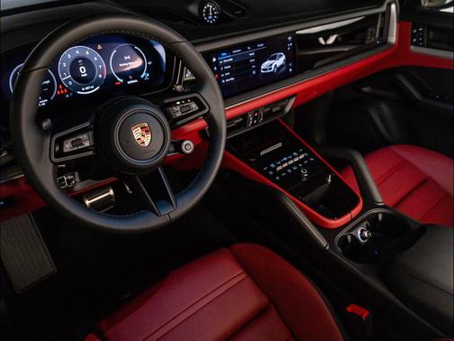 2025 Porsche Cayenne S