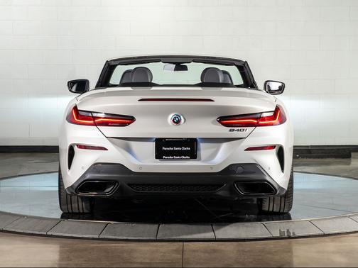 2023 BMW 840 i