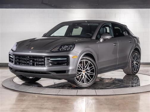 2025 Porsche Cayenne Base