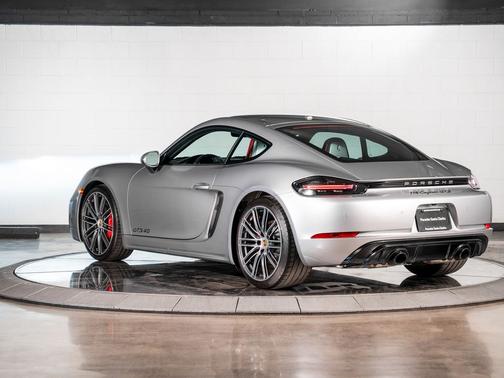 2024 Porsche 718 Cayman GTS 4.0