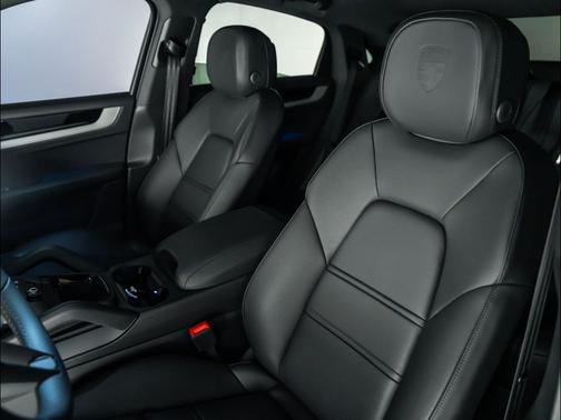 Arctic Grey 2026 Porsche Cayenne Cayenne