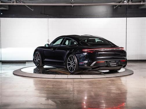 2025 Porsche Taycan 4S