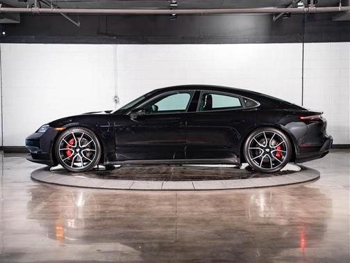 2025 Porsche Taycan 4S