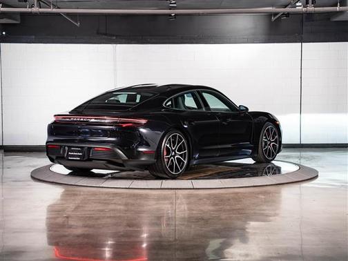 2025 Porsche Taycan 4S