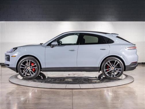 2025 Porsche Cayenne S