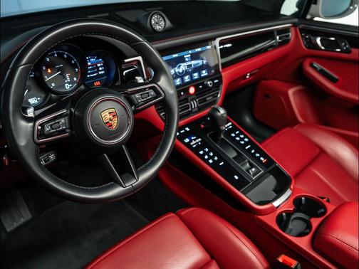 2024 Porsche Macan Macan S