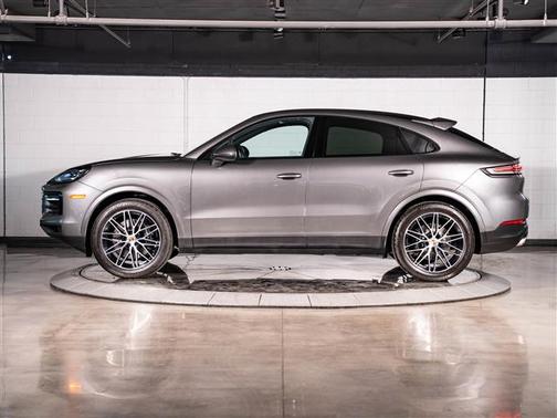 2024 Porsche Cayenne Coupe