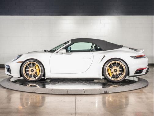 2024 Porsche 911 Turbo S