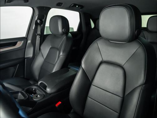 2025 Porsche Cayenne Cayenne