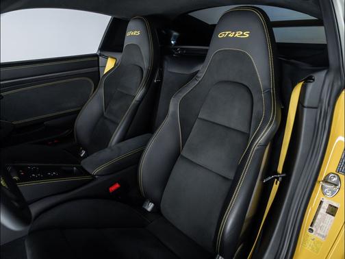 2025 Porsche 718 Cayman GT4 RS