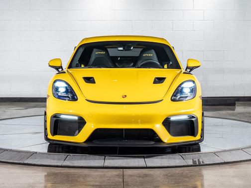 2025 Porsche 718 Cayman GT4 RS