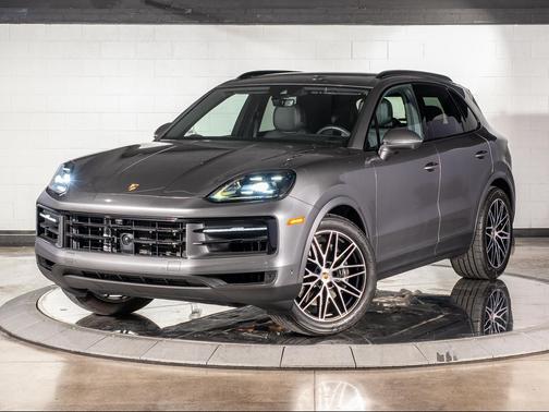 2025 Porsche Cayenne Base