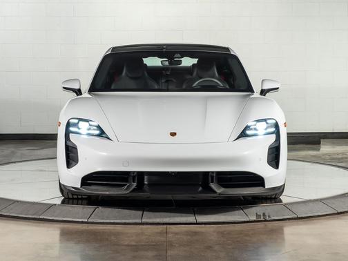 2023 Porsche Taycan GTS