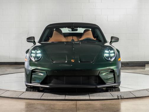 2026 Porsche 911 GT3 w/Touring Package