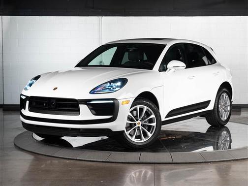 2025 Porsche Macan Base