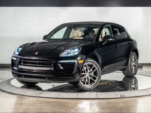 2022 Porsche Macan Base