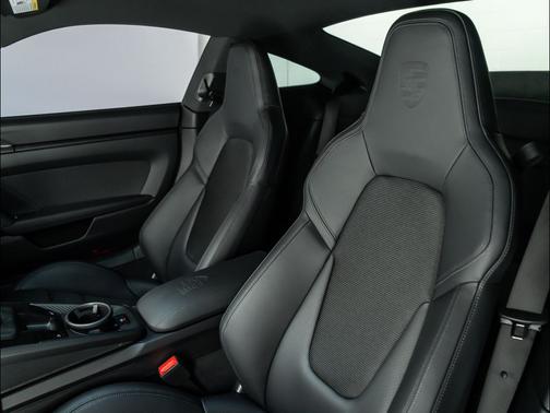 2026 Porsche 911 GT3 w/Touring Package