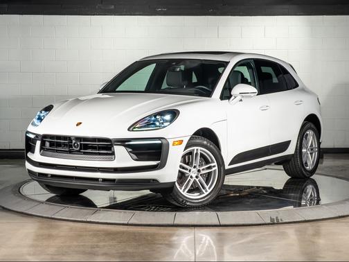 2025 Porsche Macan Base