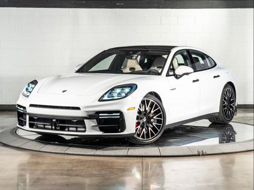 2026 Porsche Panamera Turbo E-Hybrid