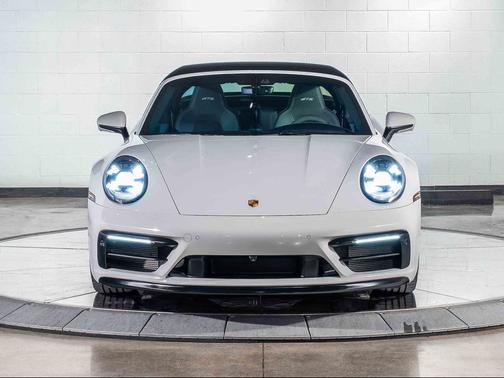 2024 Porsche 911 Targa 4 GTS