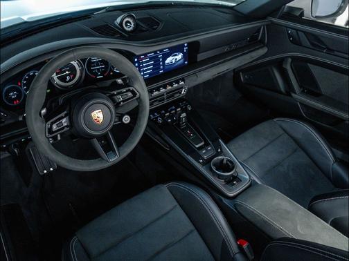 2024 Porsche 911 Targa 4 GTS