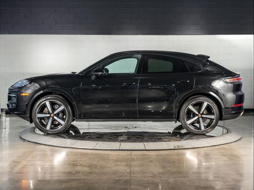 Chromite Black Metallic 2026 Porsche Cayenne Cayenne