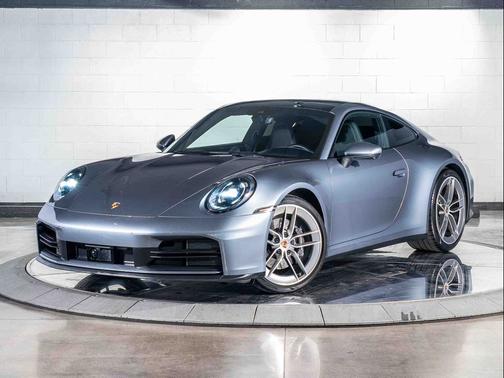 2025 Porsche 911 Carrera