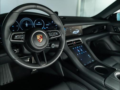 2025 Porsche Taycan 4