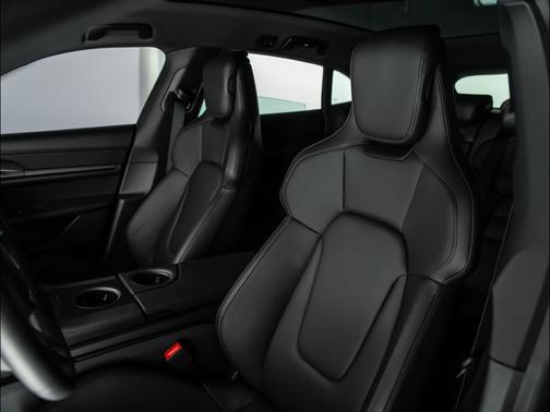 2025 Porsche Taycan 4