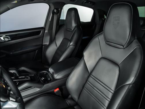 2023 Porsche Cayenne Cayenne