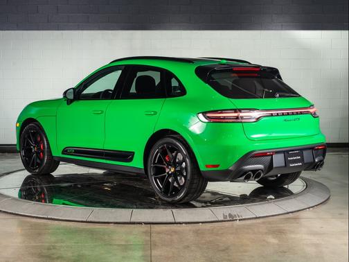 Python Green 2026 Porsche Macan Macan GTS