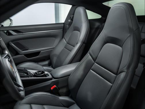 2021 Porsche 911 Carrera 4S