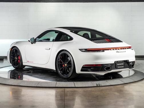 2021 Porsche 911 Carrera 4S