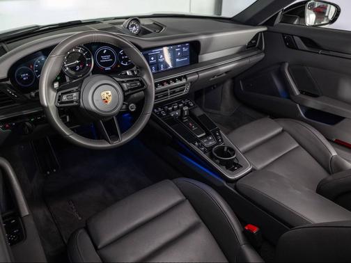 2021 Porsche 911 Carrera 4S