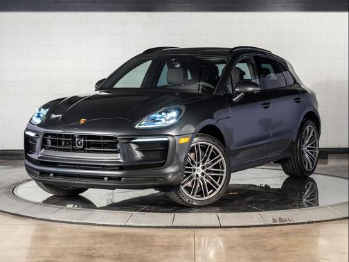 Volcano Grey Metallic 2025 Porsche Macan Macan