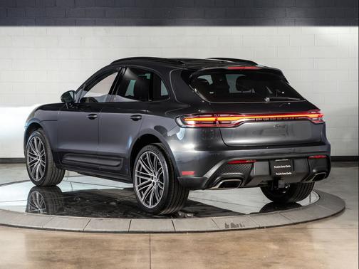 Volcano Grey Metallic 2025 Porsche Macan Macan