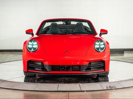 2025 Porsche 911 Carrera