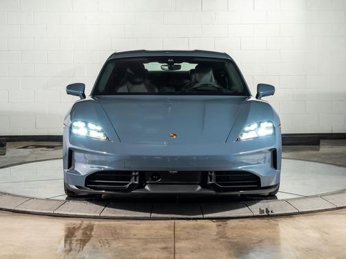 2026 Porsche Taycan GTS