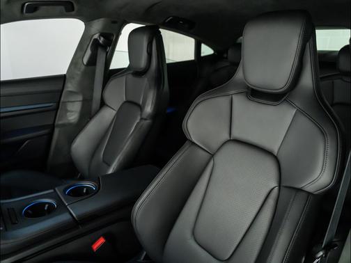 2026 Porsche Taycan GTS