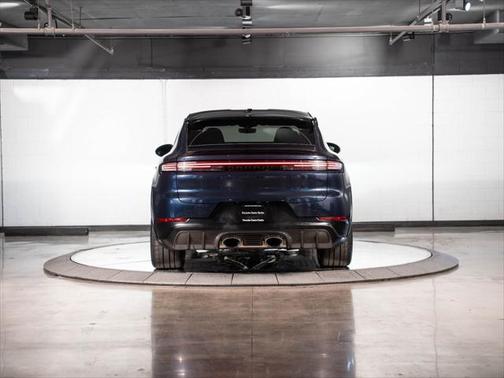 2024 Porsche Cayenne Turbo GT