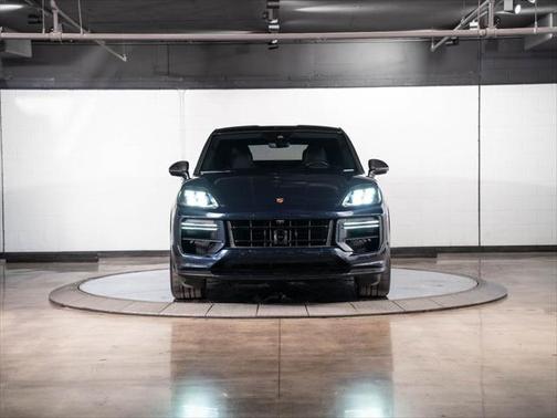 2024 Porsche Cayenne Turbo GT