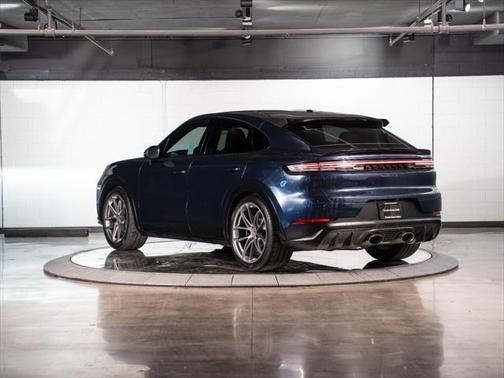 2024 Porsche Cayenne Turbo GT
