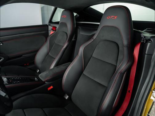 2025 Porsche 718 Cayman GTS 4.0