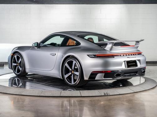 2024 Porsche 911 Carrera S