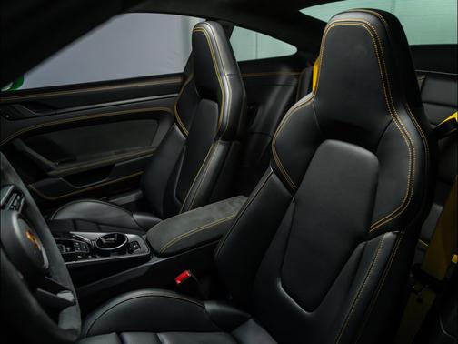 2023 Porsche 911 Carrera GTS