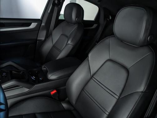 2025 Porsche Cayenne Cayenne