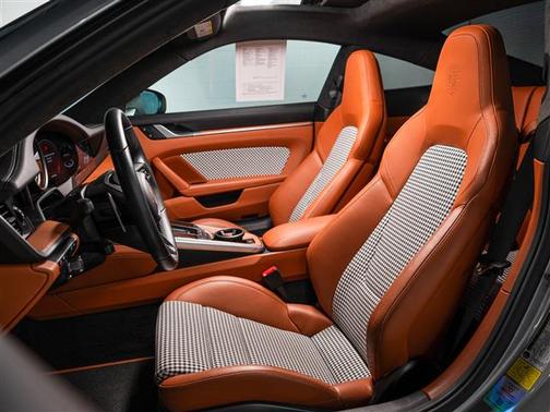2024 Porsche 911 Turbo S